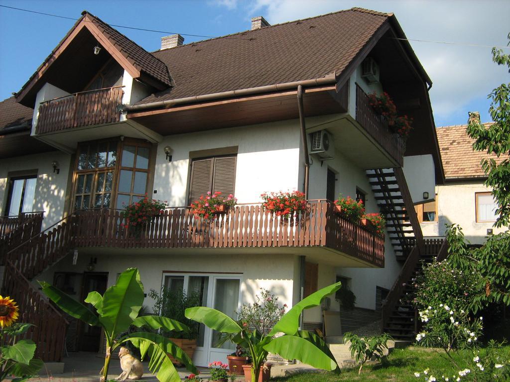 Ibolya Apartmanok Fonyód Exteriör bild